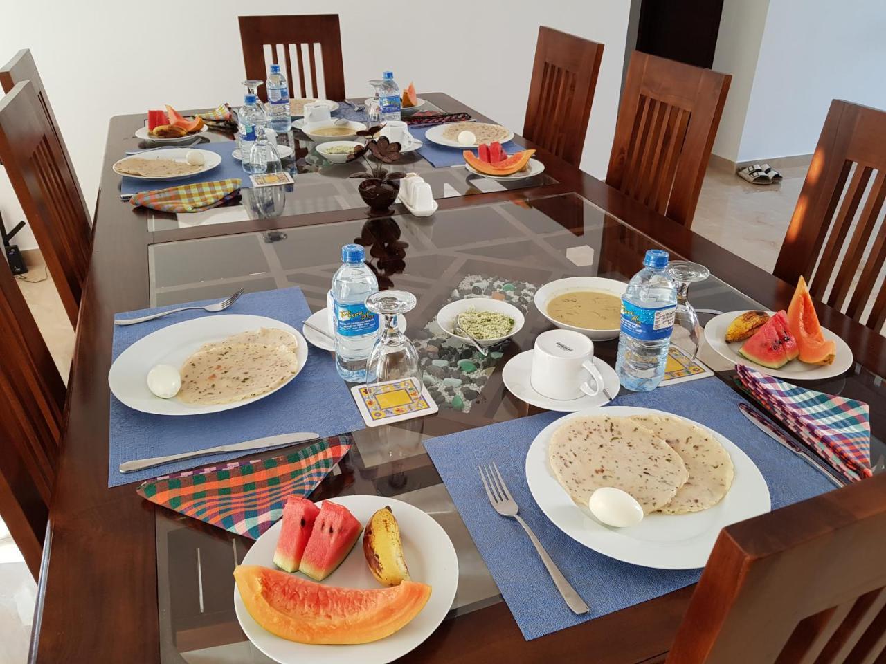 My Whales Guest House Banduramulla Buitenkant foto